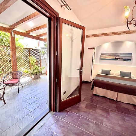 B&B L'Angolino Della Nonna Castelluzzo Eksteriør billede